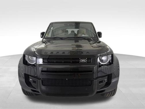 Santorini Black Metallic 2026 Land Rover Defender S