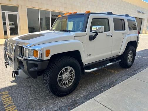 Birch White 2008 Hummer H3 Luxury