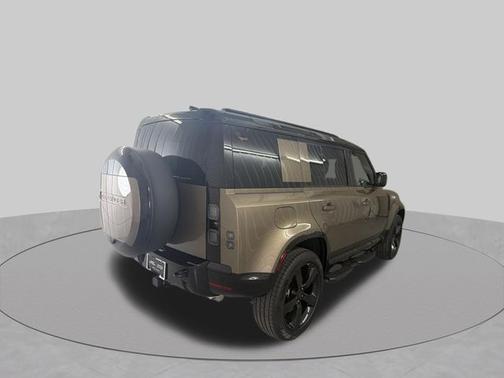 Gondwana Stone Metallic 2026 Land Rover Defender X-Dynamic SE