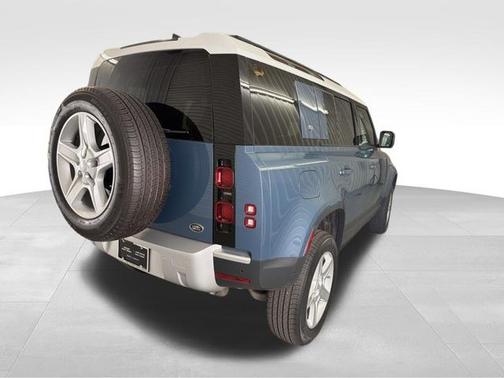 Tasman Blue Metallic 2020 Land Rover Defender SE