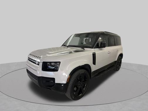 Borasco Gray Metallic 2026 Land Rover Defender X-Dynamic SE
