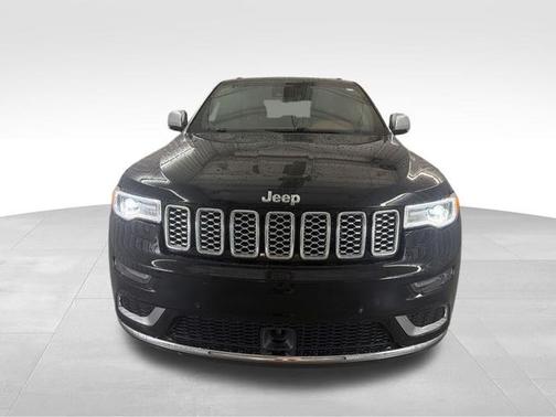 Diamond Black Crystal Pearlcoat 2020 Jeep Grand Cherokee Summit
