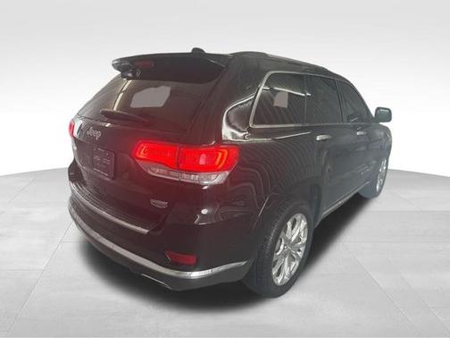 Diamond Black Crystal Pearlcoat 2020 Jeep Grand Cherokee Summit