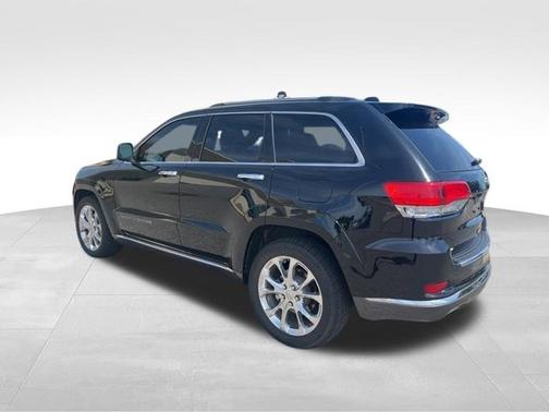 Diamond Black Crystal Pearlcoat 2020 Jeep Grand Cherokee Summit