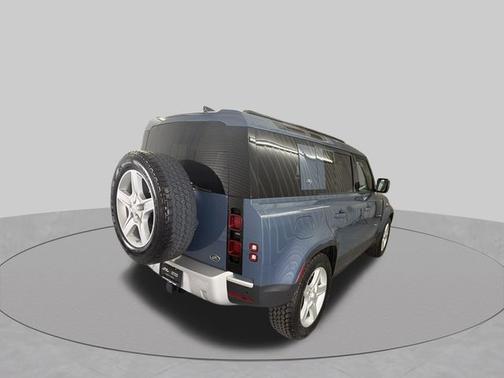 Tasman Blue Metallic 2020 Land Rover Defender SE