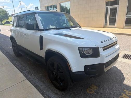 Fuji White 2026 Land Rover Defender S