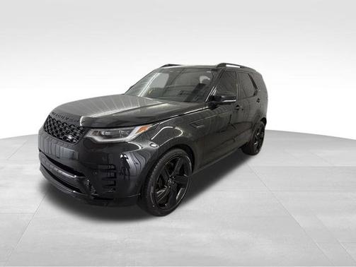 Santorini Black Metallic 2024 Land Rover Discovery Dynamic SE