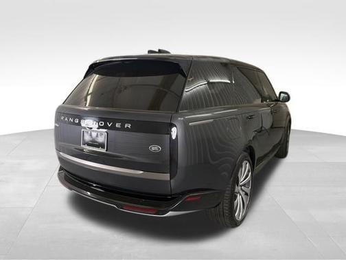 Carpathian Gray Premium Metallic 2023 Land Rover Range Rover SE