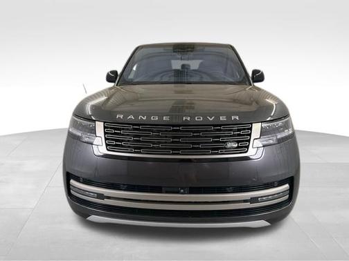 Carpathian Gray Premium Metallic 2023 Land Rover Range Rover SE