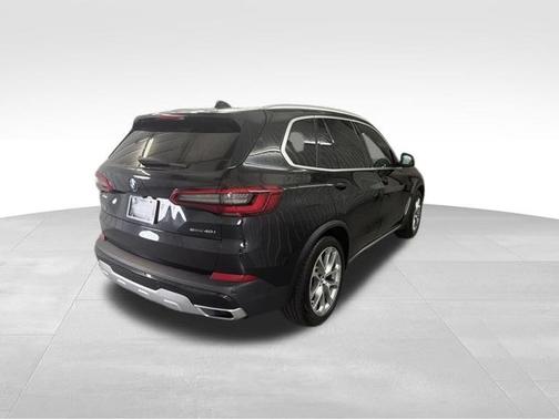 Black Sapphire Metallic 2020 BMW X5 sDrive40i