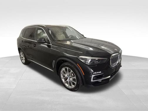 Black Sapphire Metallic 2020 BMW X5 sDrive40i