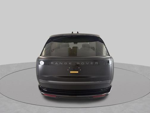 Obsidian Black SV Bespoke Ultra Metallic Satin 2026 Land Rover Range Rover SE