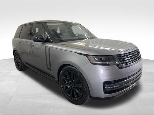 Eiger Grey Metallic 2026 Land Rover Range Rover SE
