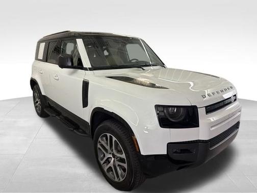 Fuji White 2026 Land Rover Defender X-Dynamic SE