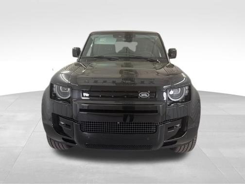 Santorini Black Metallic 2026 Land Rover Defender X-Dynamic SE