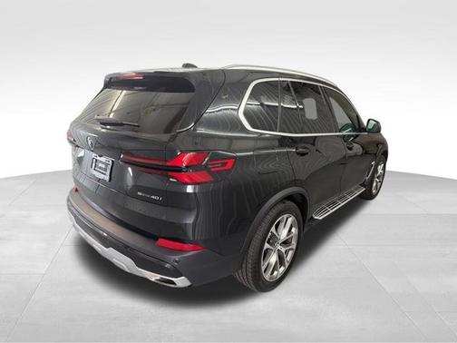 Black Sapphire Metallic 2026 BMW X5 sDrive40i
