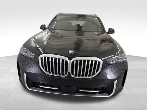 Black Sapphire Metallic 2026 BMW X5 sDrive40i