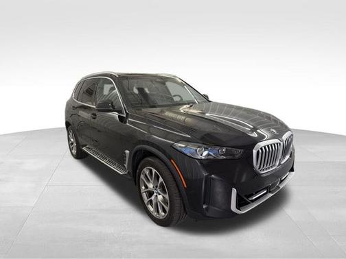 Black Sapphire Metallic 2026 BMW X5 sDrive40i