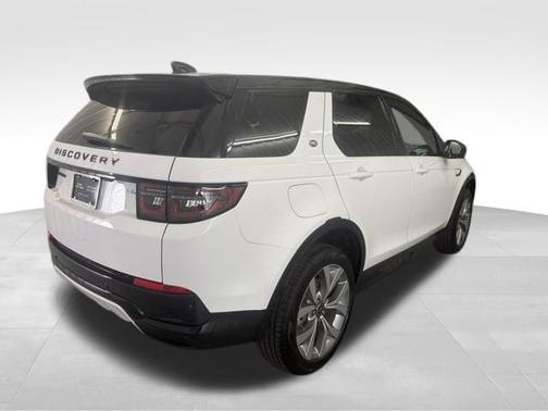 Fuji White 2026 Land Rover Discovery Sport Landmark