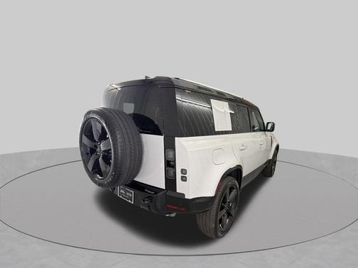 Borasco Gray Metallic 2026 Land Rover Defender X-Dynamic SE