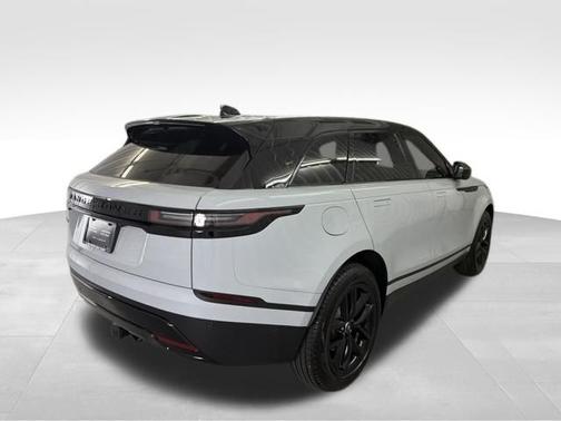 Arroios Gray Metallic 2026 Land Rover Range Rover Velar S