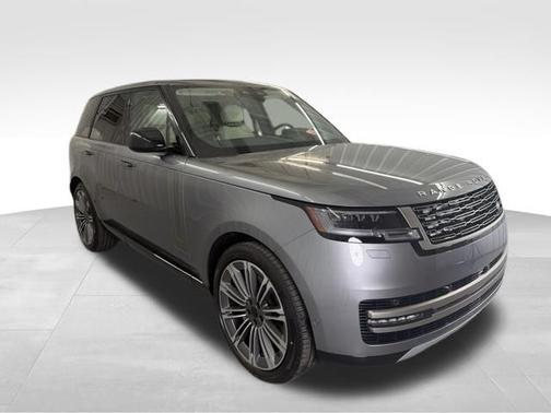 Eiger Grey Metallic 2026 Land Rover Range Rover SE