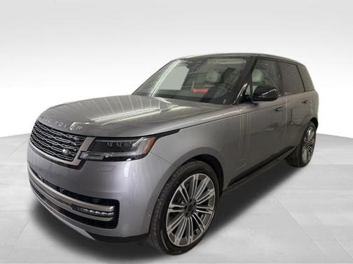 Eiger Grey Metallic 2026 Land Rover Range Rover SE