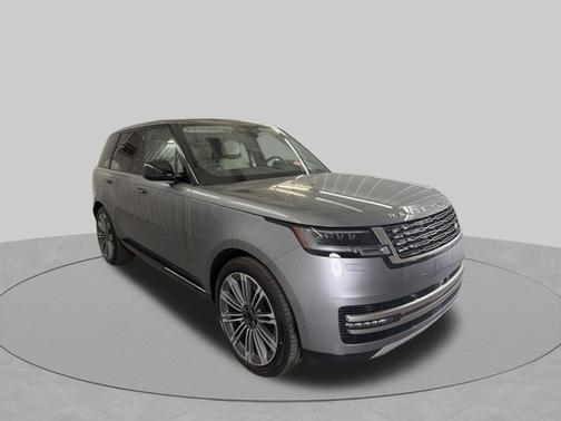 Eiger Grey Metallic 2026 Land Rover Range Rover SE