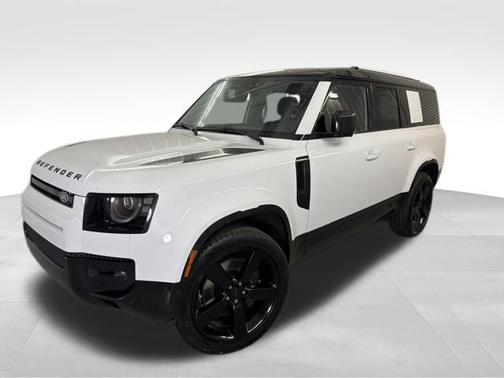 Fuji White 2026 Land Rover Defender X-Dynamic SE