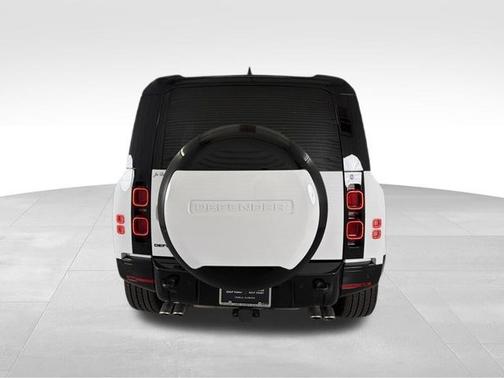 Fuji White 2025 Land Rover Defender X-Dynamic SE