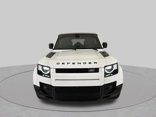 Fuji White 2025 Land Rover Defender X-Dynamic SE