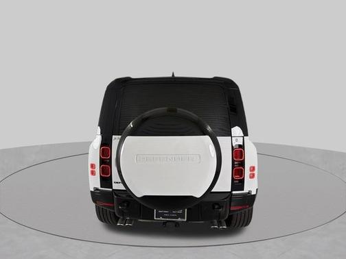 Fuji White 2025 Land Rover Defender X-Dynamic SE