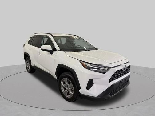 Ice 2025 Toyota RAV4 XLE