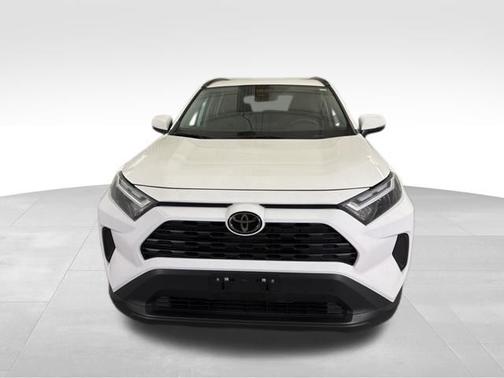 Ice 2025 Toyota RAV4 XLE