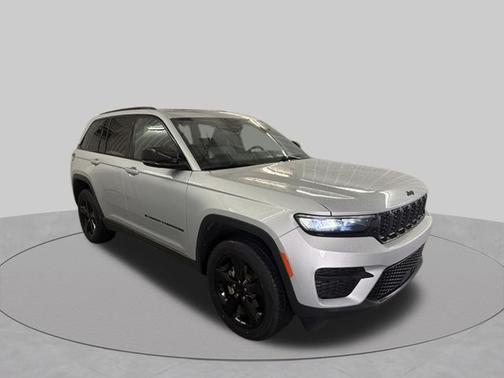 Silver Zynith 2023 Jeep Grand Cherokee Altitude X