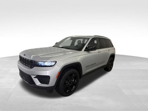 Silver Zynith 2023 Jeep Grand Cherokee Altitude X