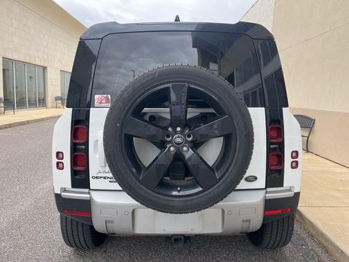 Fuji White 2020 Land Rover Defender HSE