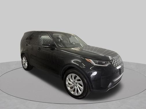 Santorini Black Metallic 2024 Land Rover Discovery S