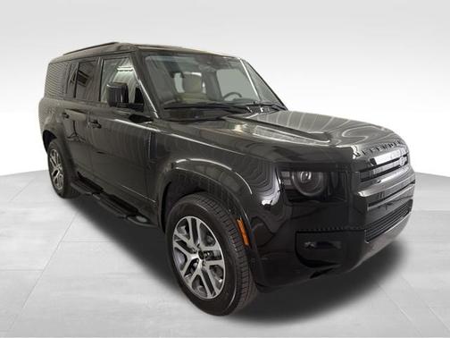 Santorini Black Metallic 2026 Land Rover Defender X-Dynamic SE