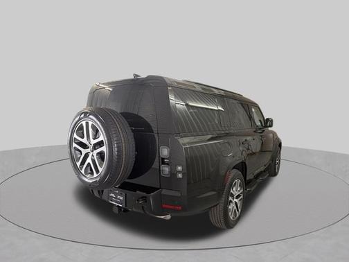 Santorini Black Metallic 2026 Land Rover Defender X-Dynamic SE
