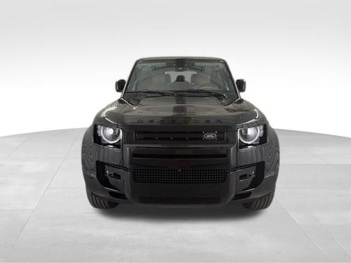 Santorini Black Metallic 2026 Land Rover Defender X-Dynamic SE