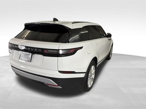 Fuji White 2026 Land Rover Range Rover Velar S
