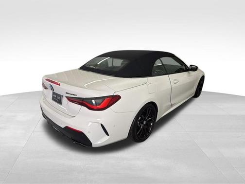 Alpine White 2023 BMW M440 M440i