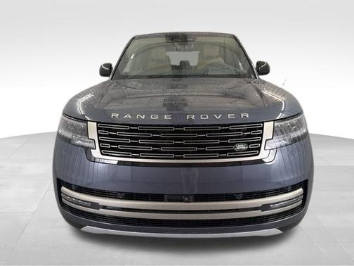 Varesine Blue Metallic 2026 Land Rover Range Rover SE