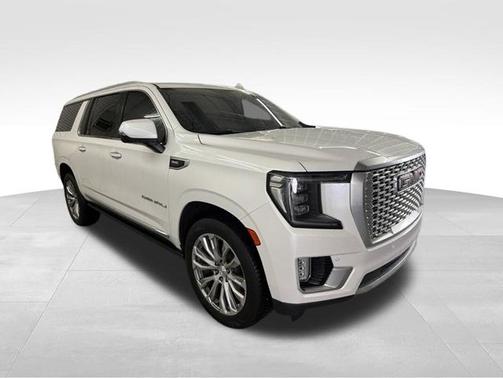 White Frost Tricoat 2021 GMC Yukon XL Denali
