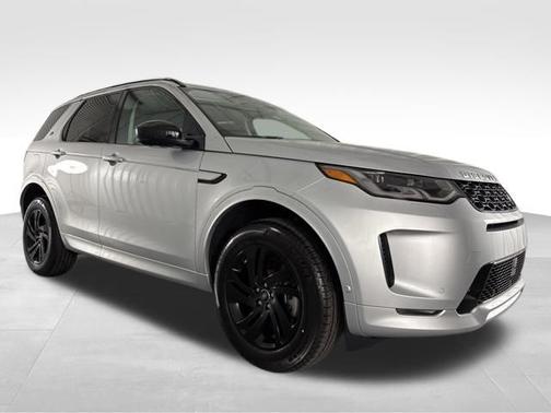 Hakuba Silver Metallic 2025 Land Rover Discovery Sport S