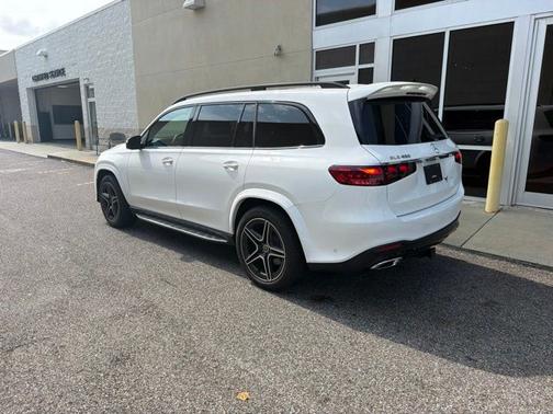 Polar White 2025 Mercedes-Benz GLS 450 GLS 450