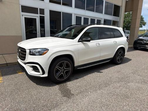Polar White 2025 Mercedes-Benz GLS 450 GLS 450