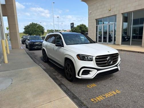 Polar White 2025 Mercedes-Benz GLS 450 GLS 450