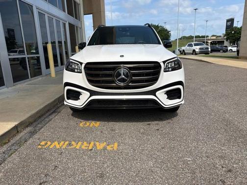 Polar White 2025 Mercedes-Benz GLS 450 GLS 450